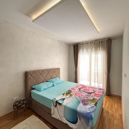 Modern 1-bedroom M25
