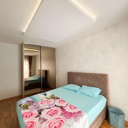 アパート Modern 1-bedroom M25 *