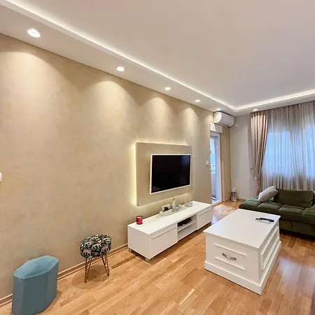 شقة Modern 1-bedroom M25 بودغوريتْسا